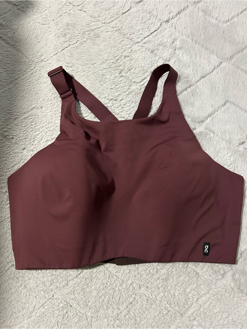 On Running Women’s High-Support Sports Bra in mulberry